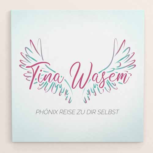 logodesign-bild Logo Tina Wasem. Tina Wasem ist in Schreibschrift geschrieben, welches auf stilisierten Flügen mit einem pink türkis Verlauf sitz. Unterhalb sitz zentriert der Zusatz "Phönix Reise zu Dir selbst."